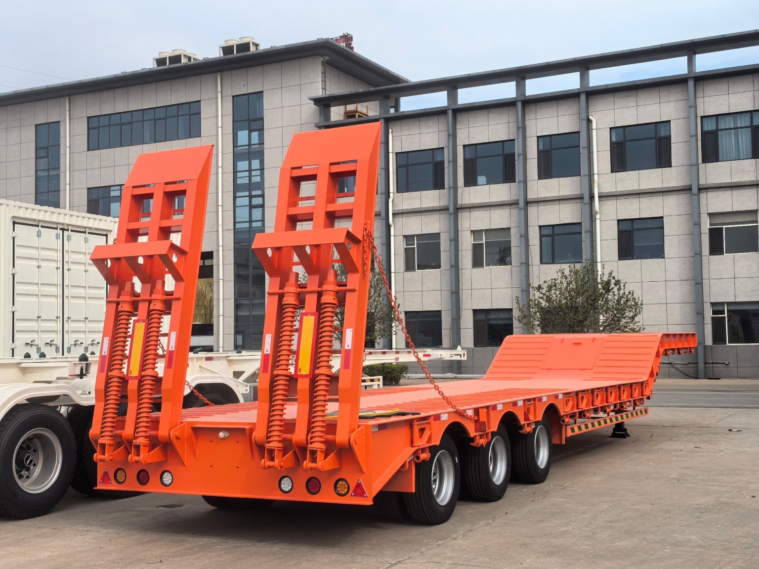 Lowbed Semi Trailer